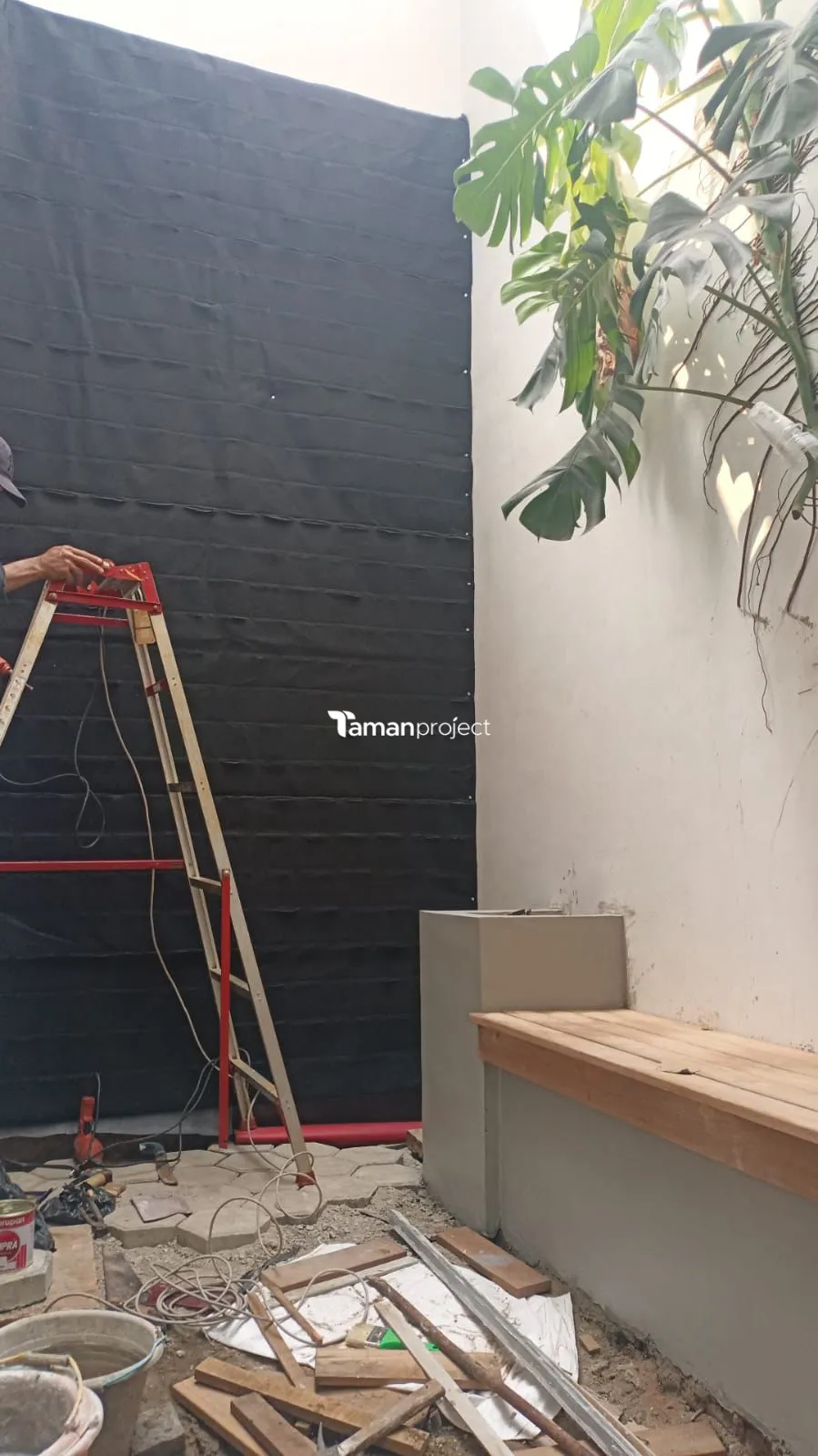 taman vertikal, taman bangku